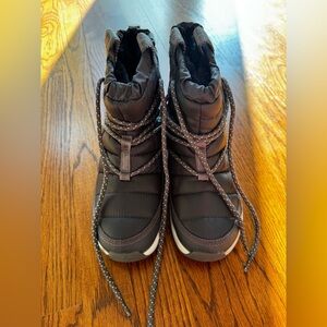 The North Face Thermoball boots